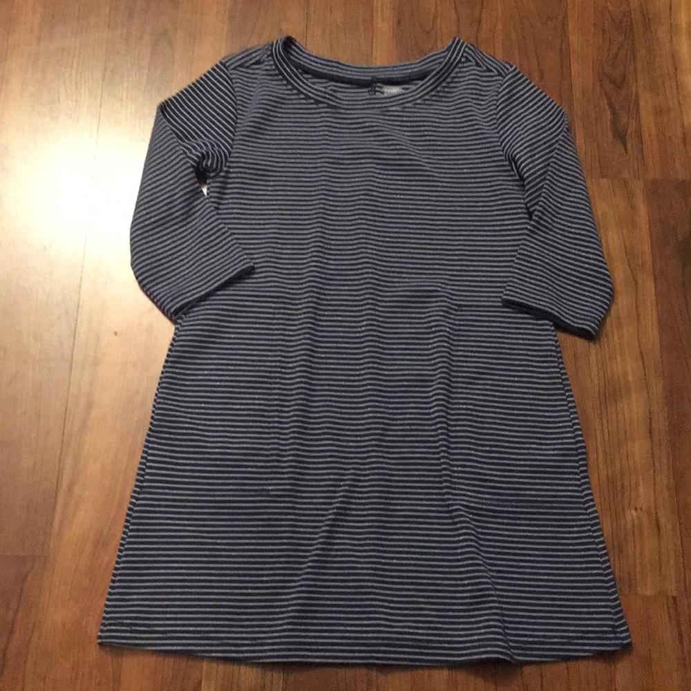 Comfy Knit Old Navy dress with hint of sparkle
